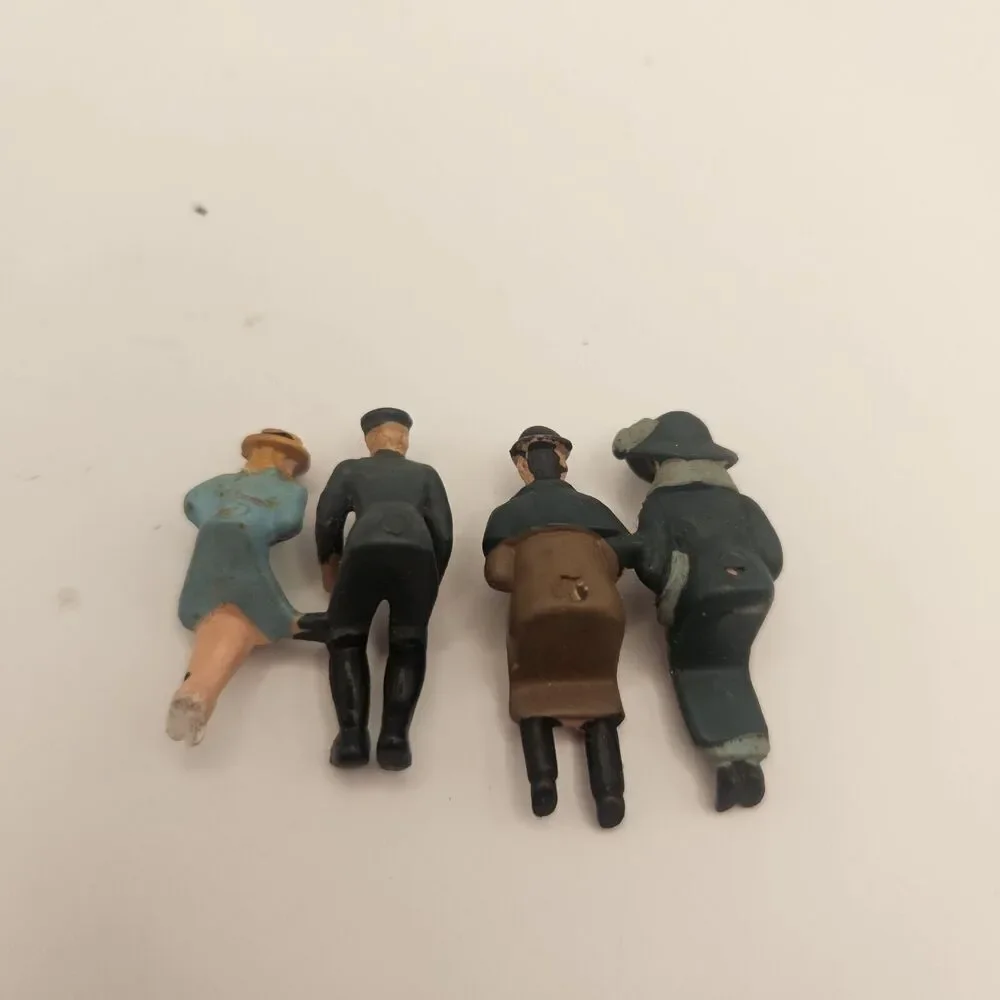 CORGI TOYS DAIMLER 1910 RED METAL A5 1:43 w Driver and‎ Passengers RARE!